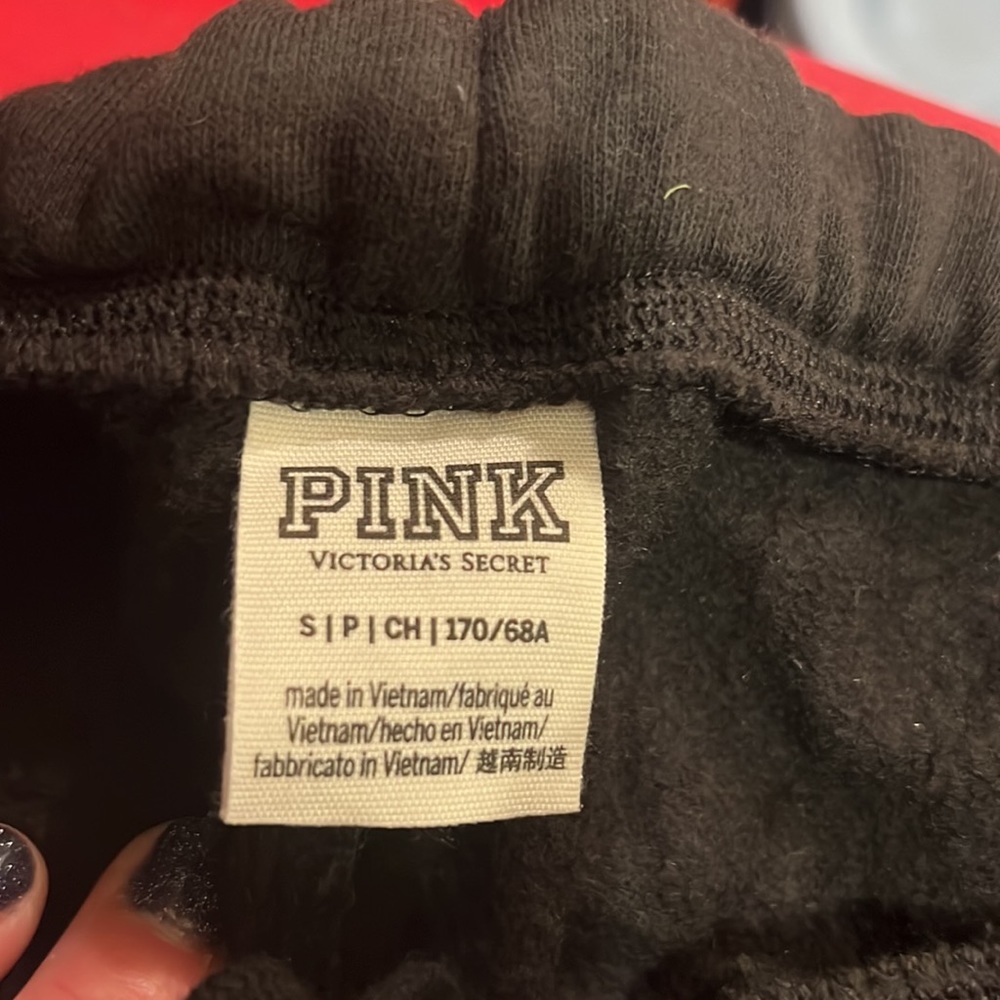 Pink sweat shorts - Picture 3 of 3